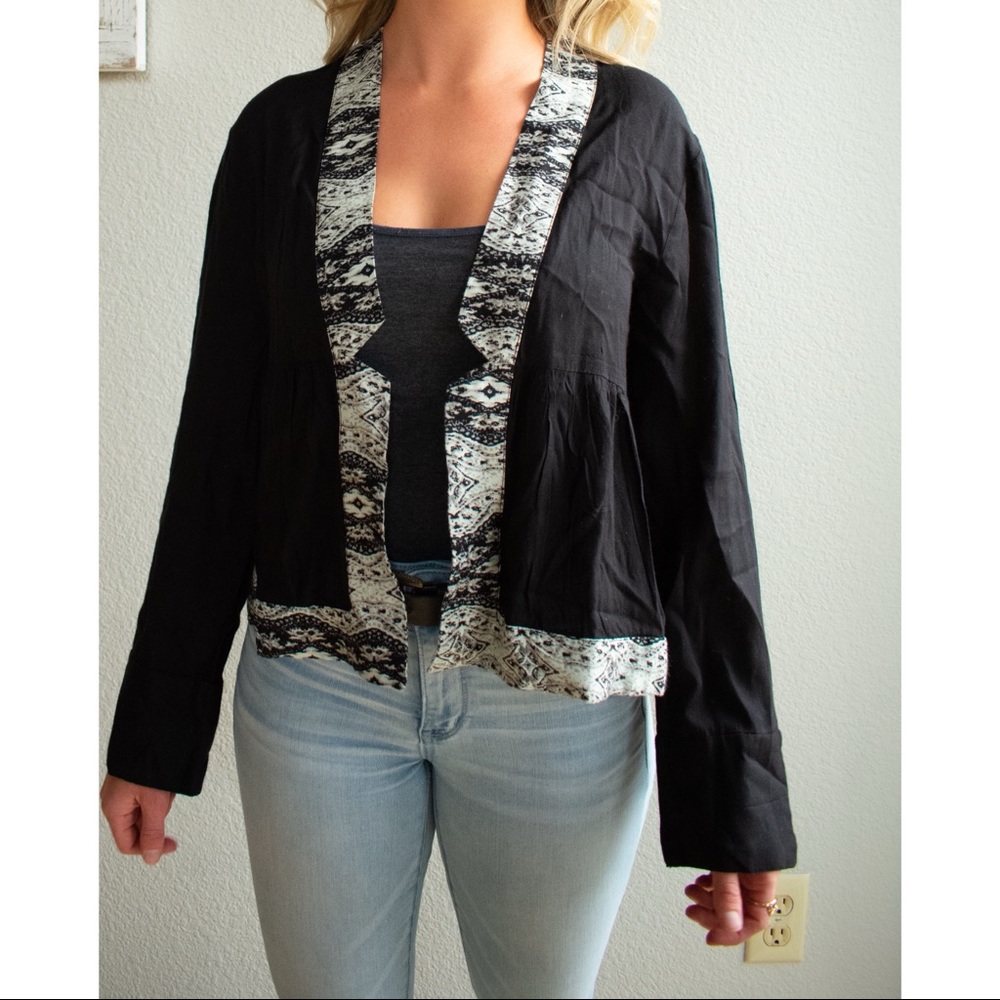 Volcom coverup/jacket